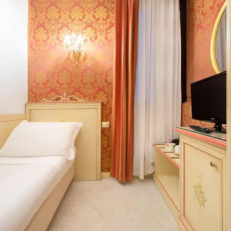Hotel San Giorgio 3*